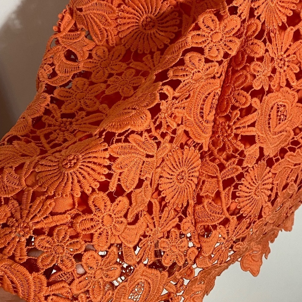 LU LU’S crochet dress. XS sleeveless - Picture 6 of 11